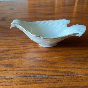 Lenox Porcelain Dove candy Dish bowl EUC no chips, cracks 🕊